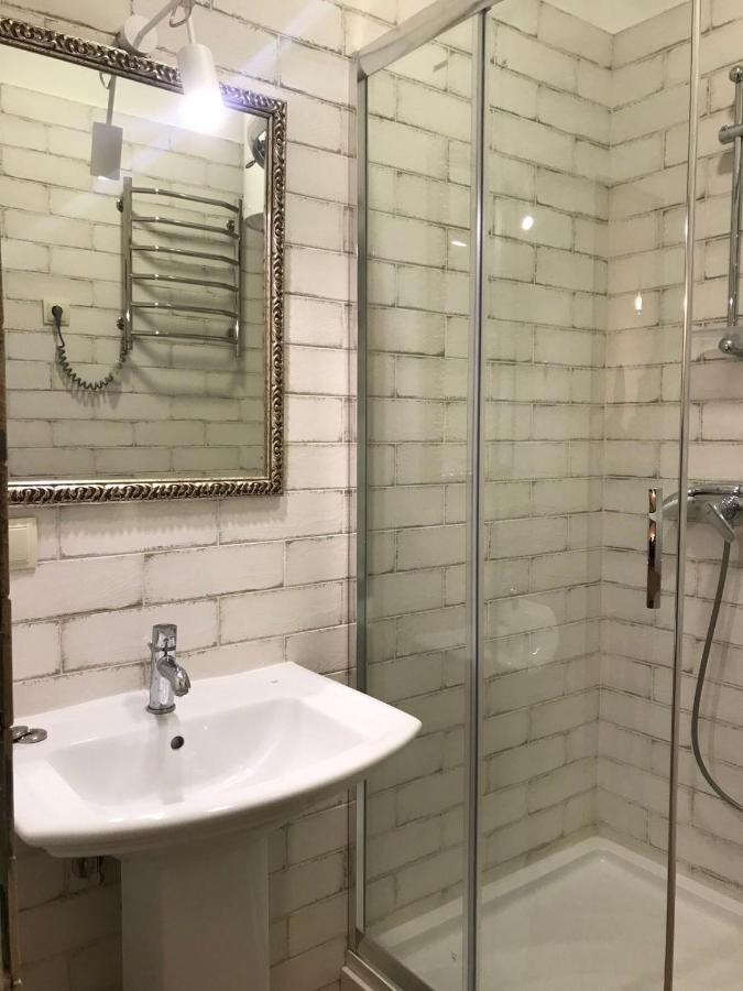 Tugan Baranovskogo Apartment *